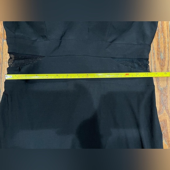 X By Xcape
Express Elegant Black Strapless Gown - Picture 4 of 12